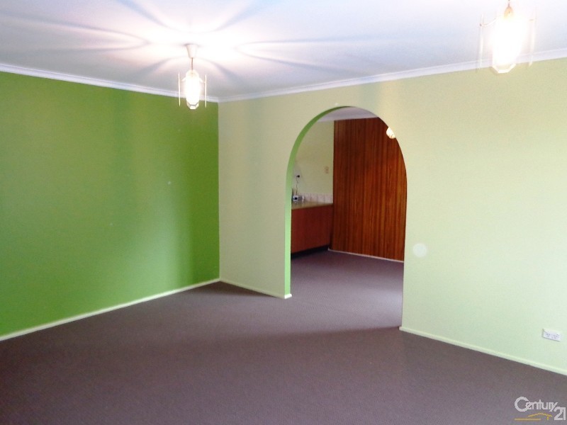 3 Sinclair Crt, Hampton Park VIC 3976