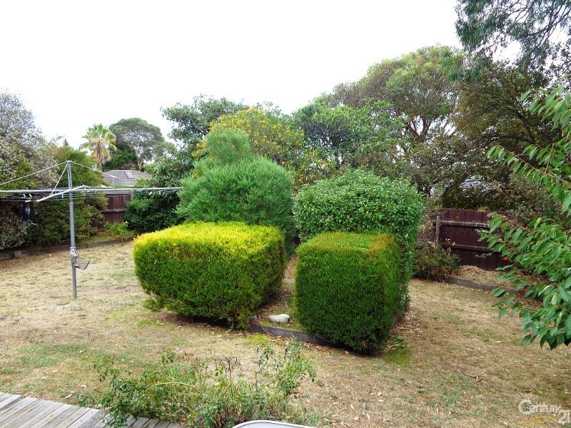 3 Sinclair Crt, Hampton Park VIC 3976