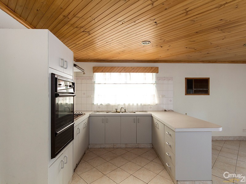 38 Meredith Crescent, Hampton Park VIC 3976