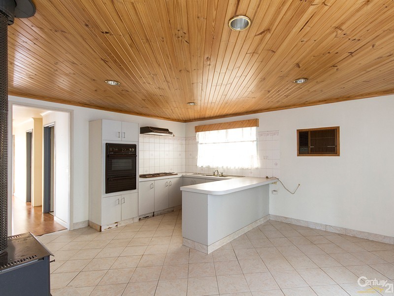 38 Meredith Crescent, Hampton Park VIC 3976