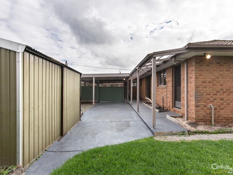 93 Strong Drive, Hampton Park VIC 3976