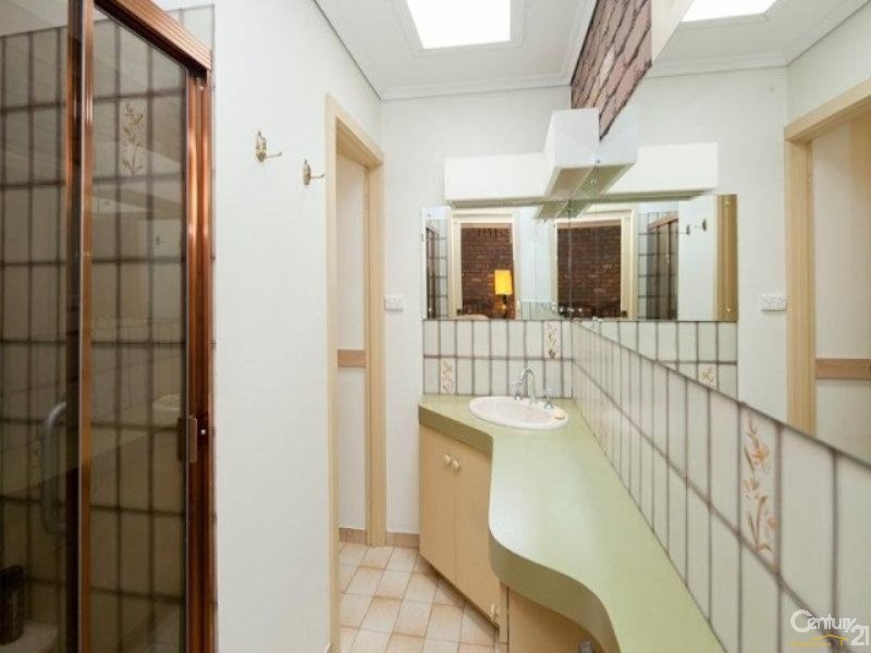 2/37 Pultney Street, Dandenong VIC 3175