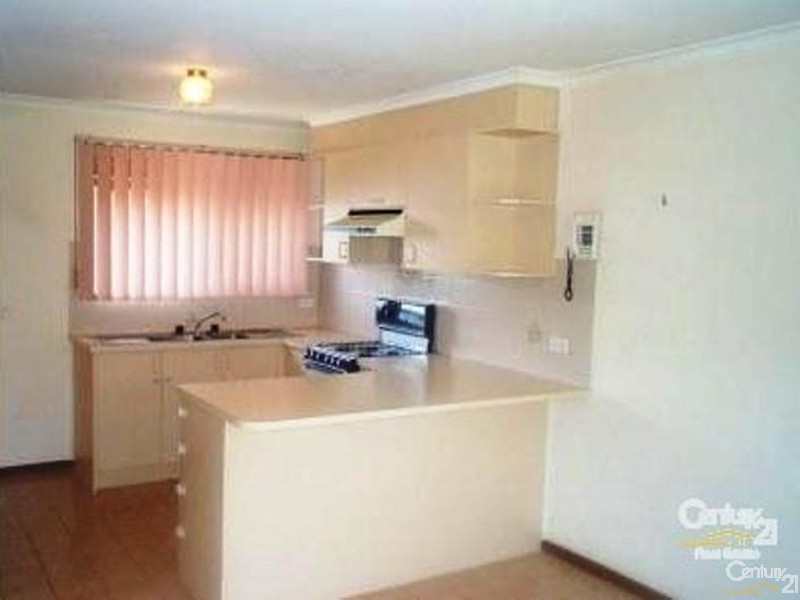 2/137 Fordholm Road, Hampton Park VIC 3976