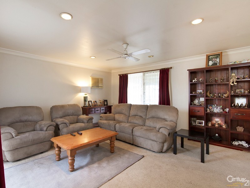 55 Springfield Crescent, Hampton Park VIC 3976