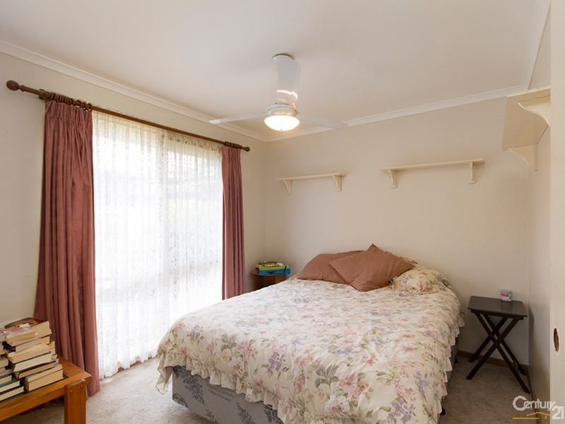 55 Springfield Crescent, Hampton Park VIC 3976