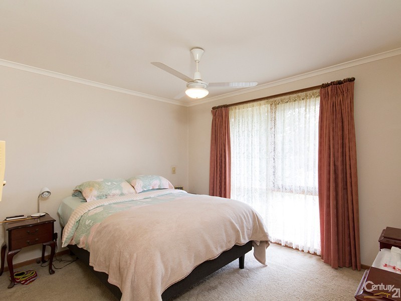 55 Springfield Crescent, Hampton Park VIC 3976