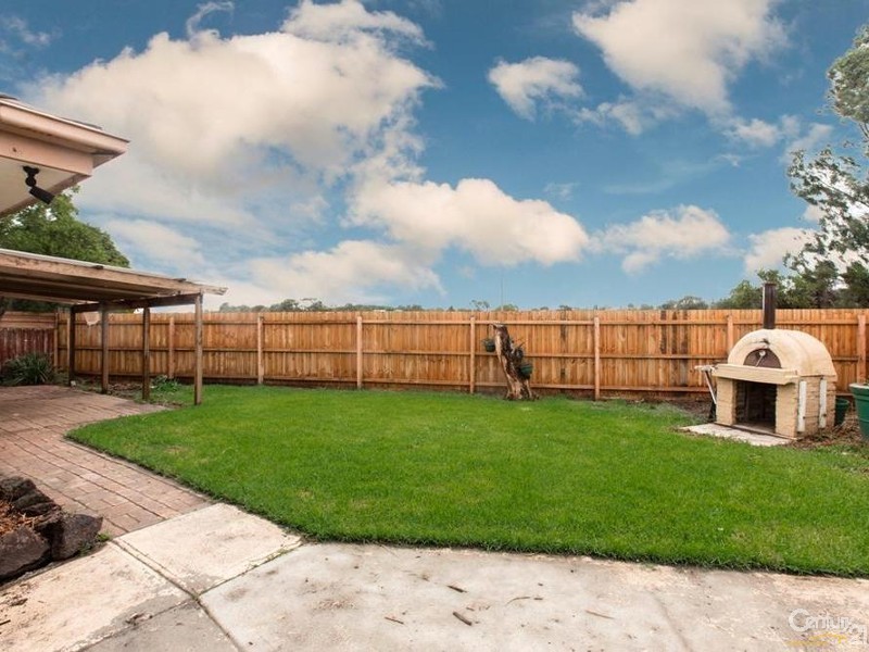 67 Meredith Crescent, Hampton Park VIC 3976