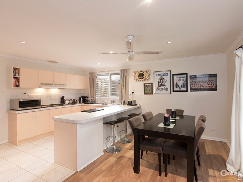 67 Meredith Crescent, Hampton Park VIC 3976