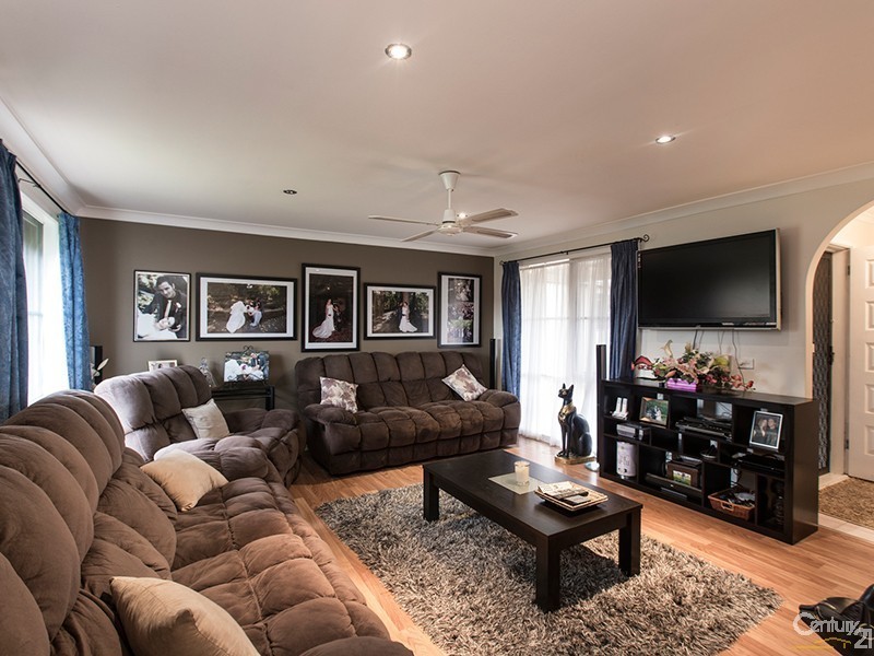 67 Meredith Crescent, Hampton Park VIC 3976