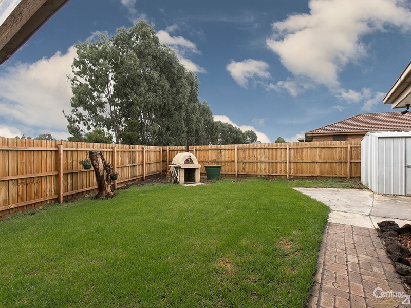 67 Meredith Crescent, Hampton Park VIC 3976