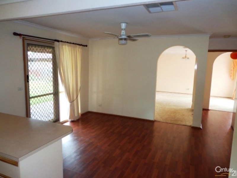 51 Clive St, Hampton Park VIC 3976
