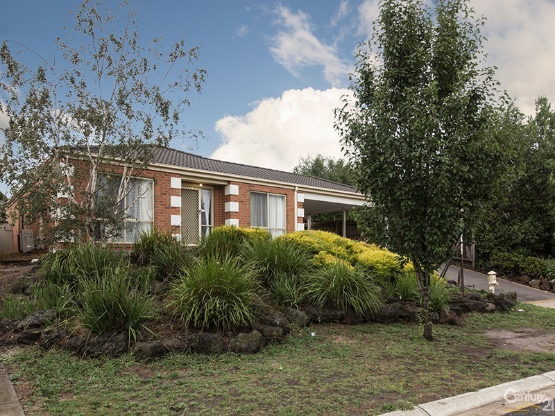 12 Burlington Chase, Hampton Park VIC 3976