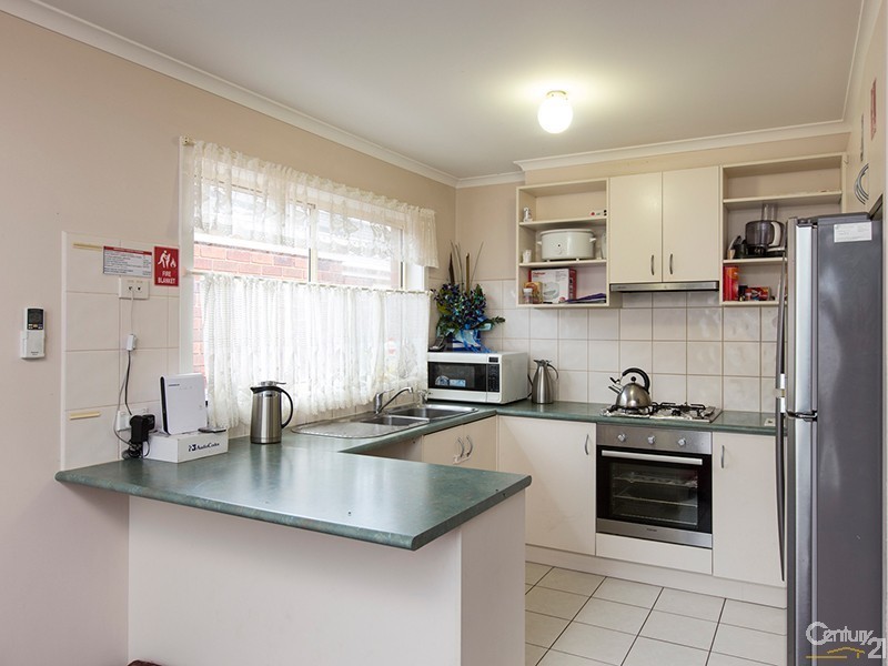12 Burlington Chase, Hampton Park VIC 3976