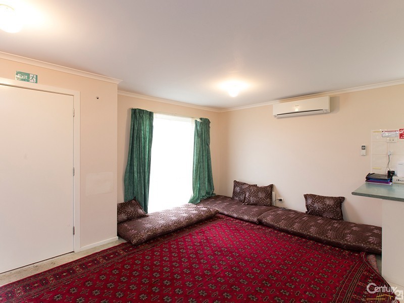 12 Burlington Chase, Hampton Park VIC 3976