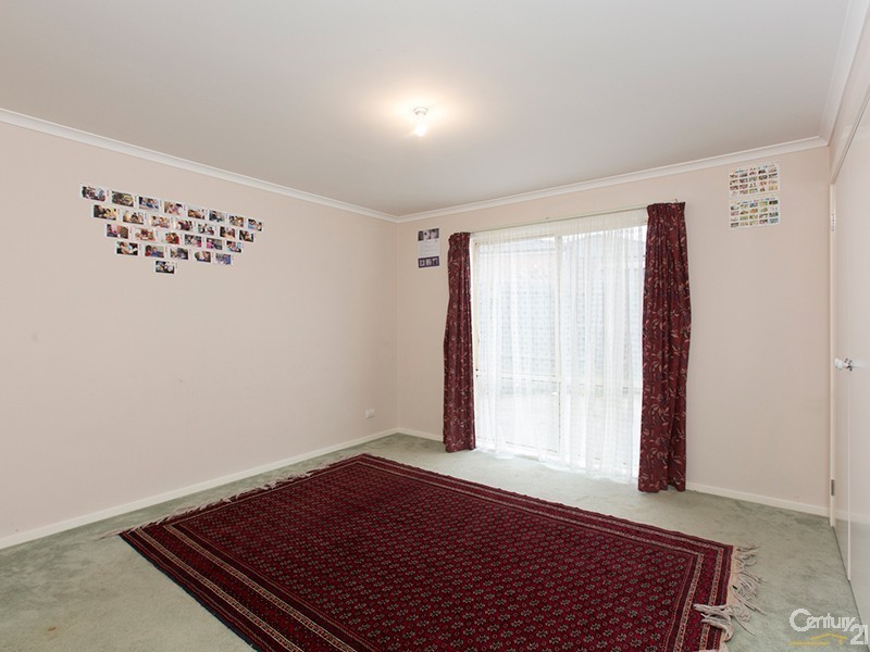 12 Burlington Chase, Hampton Park VIC 3976