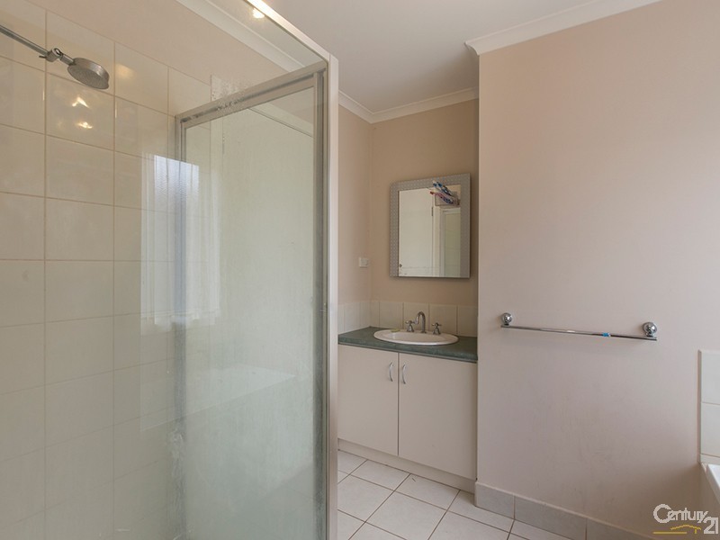 12 Burlington Chase, Hampton Park VIC 3976