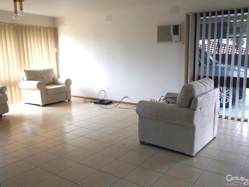 7 Willis Close, Hampton Park VIC 3976