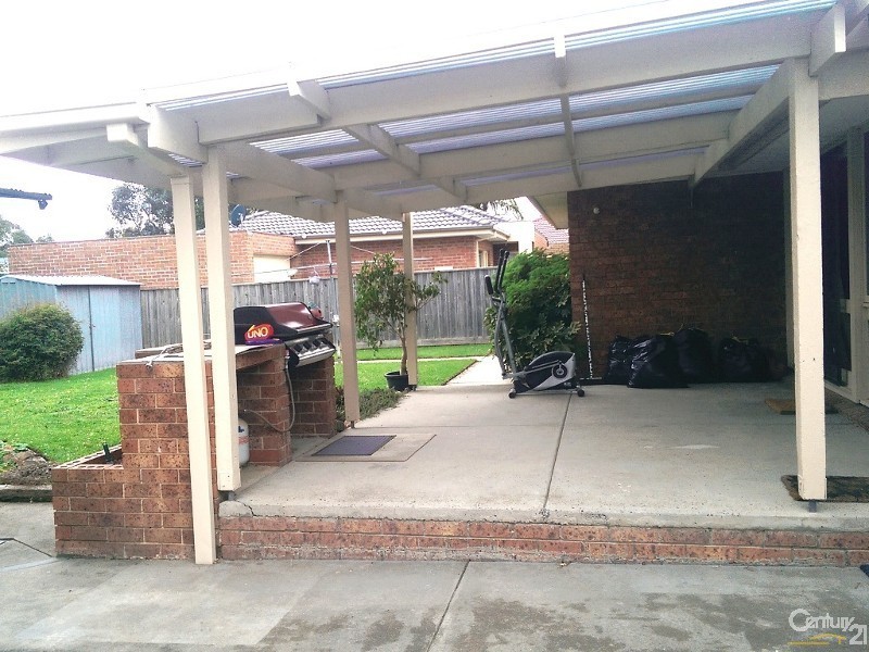 7 Willis Close, Hampton Park VIC 3976