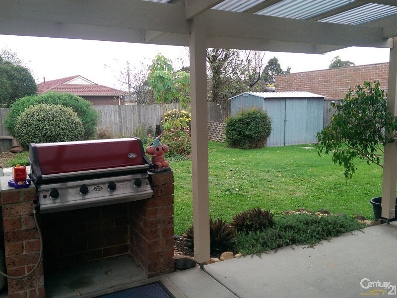 7 Willis Close, Hampton Park VIC 3976