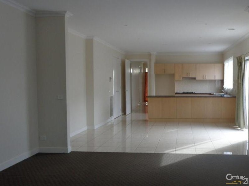 1  Watt Place, Lyndhurst VIC 3975