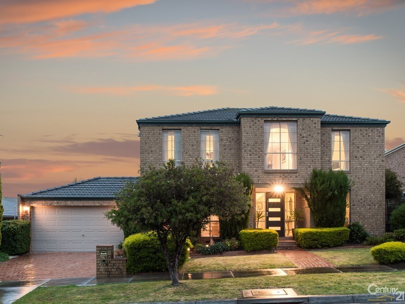 5 Eleanore Crescent, Hallam VIC 3803