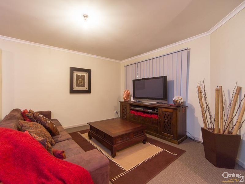 1-2 47 Cheviot Avenue, Berwick VIC 3806