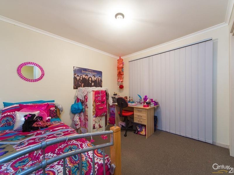 1-2 47 Cheviot Avenue, Berwick VIC 3806