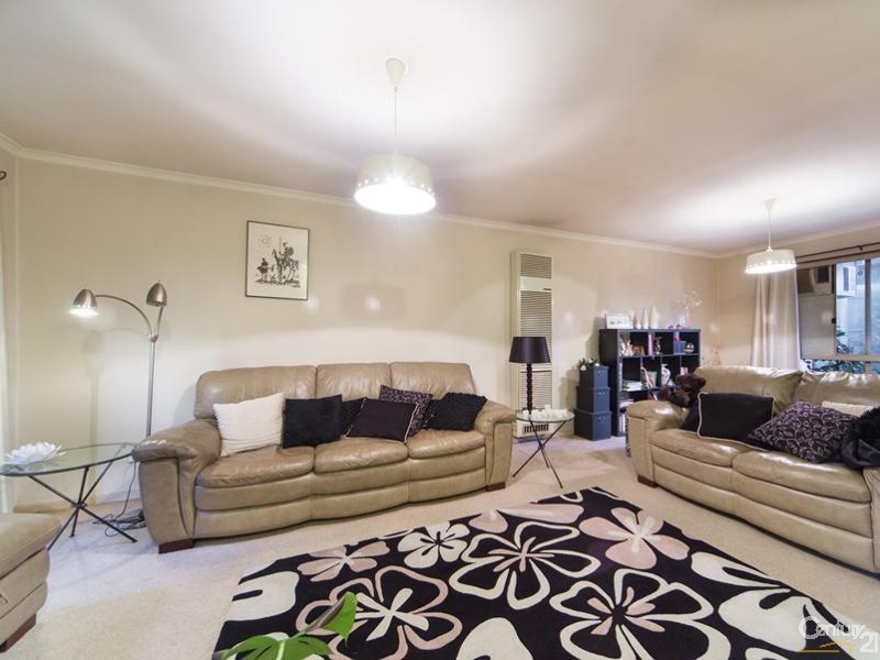 1-2 47 Cheviot Avenue, Berwick VIC 3806