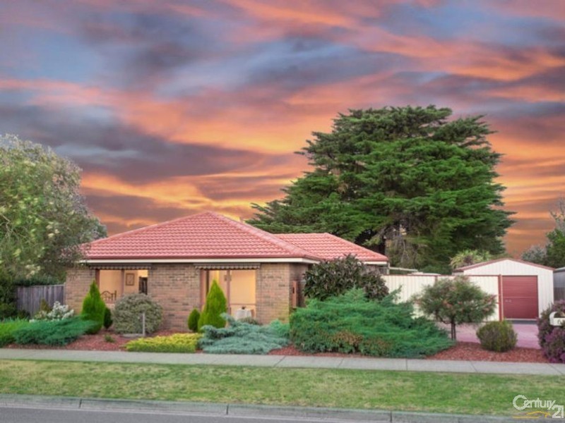 6 Joel Way, Hampton Park VIC 3976