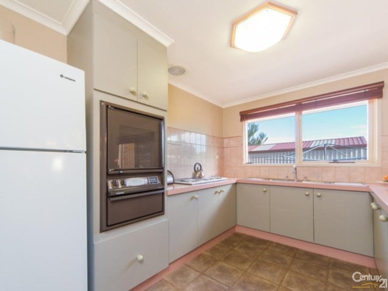 6 Joel Way, Hampton Park VIC 3976