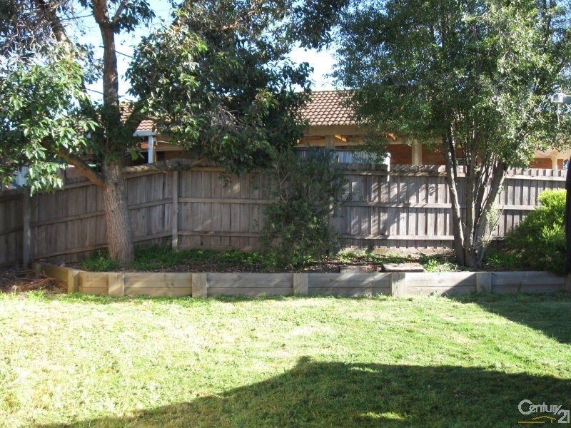 13 Greenhill Rise, Hampton Park VIC 3976