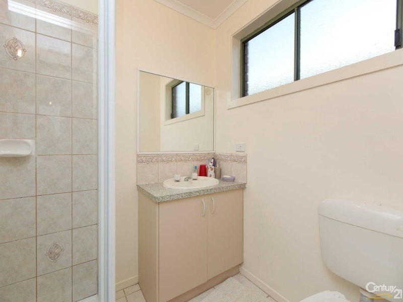 19 Charlotte Court, Cranbourne West VIC 3977