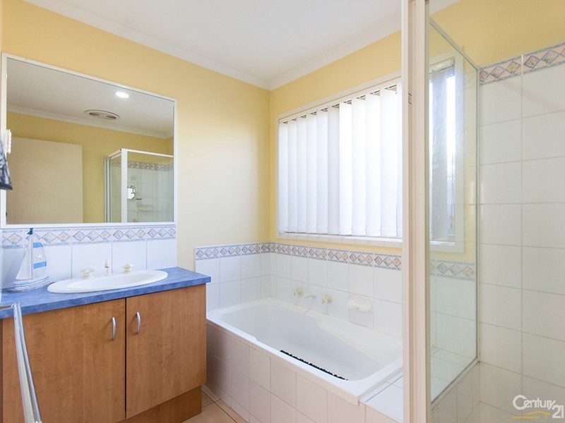 21 The Glade, Hampton Park VIC 3976