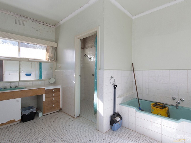 7 Osborn Grove, Pakenham VIC 3810