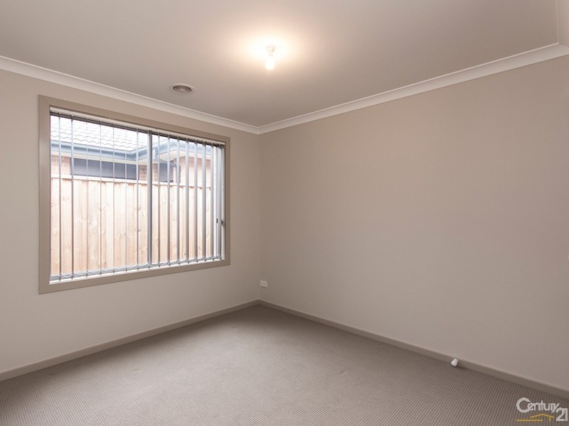 50 Viridian Avenue, Officer VIC 3809