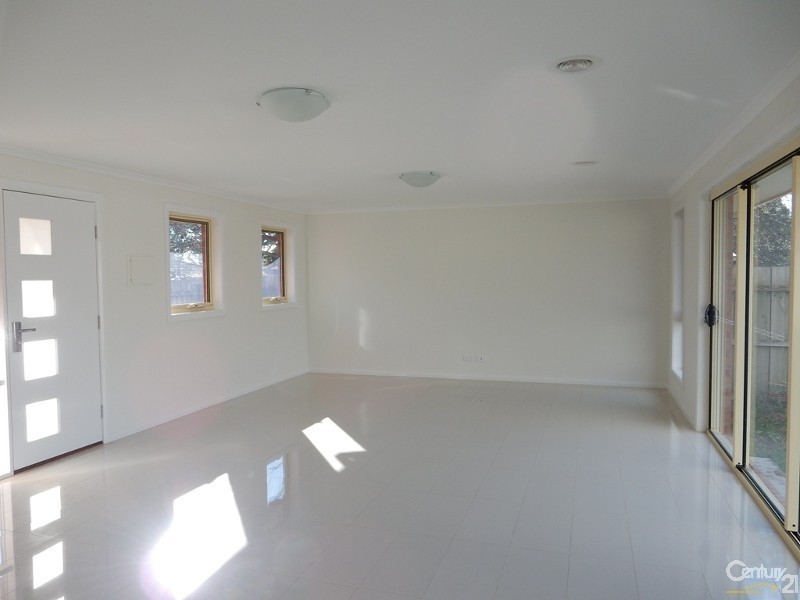 6a Mark Court, Hampton Park VIC 3976