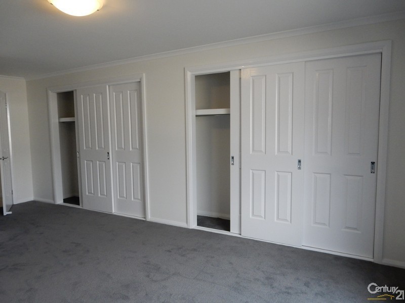 6a Mark Court, Hampton Park VIC 3976