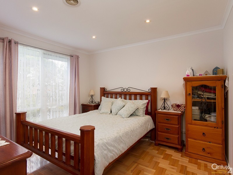 39 Lesley Drive, Hampton Park VIC 3976