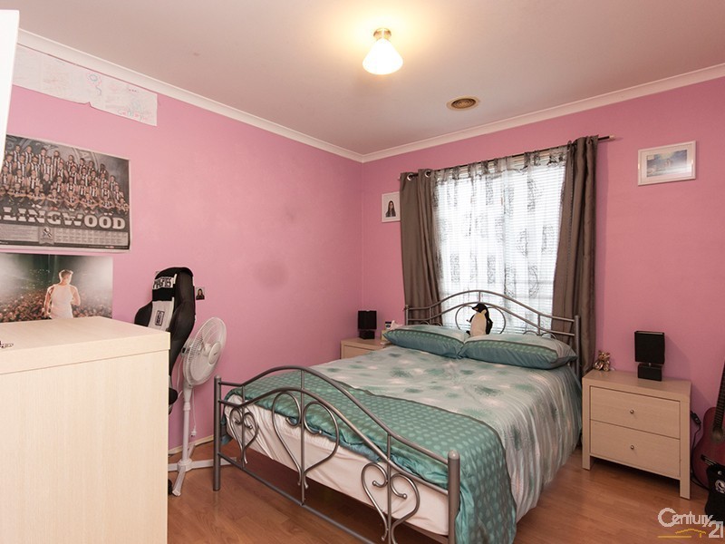 12 Linmac Court, Hampton Park VIC 3976