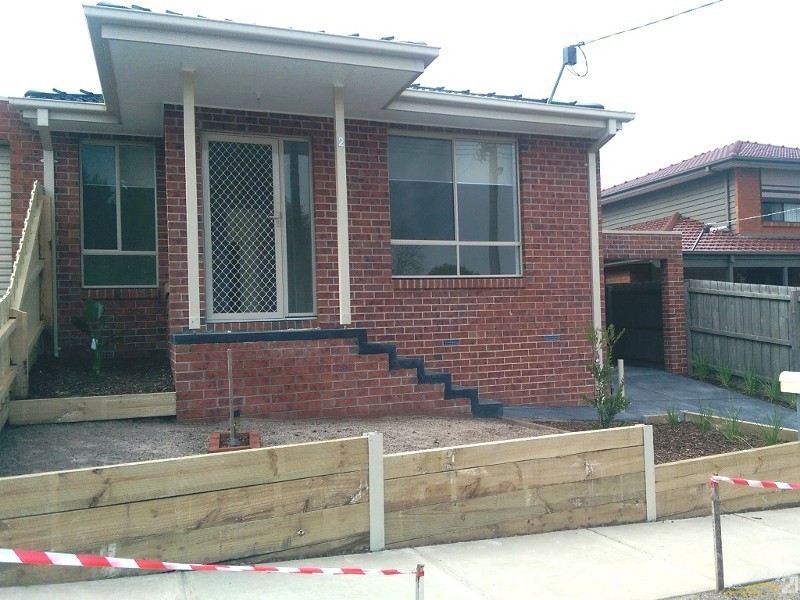 2 Strong Drive, Hampton Park VIC 3976