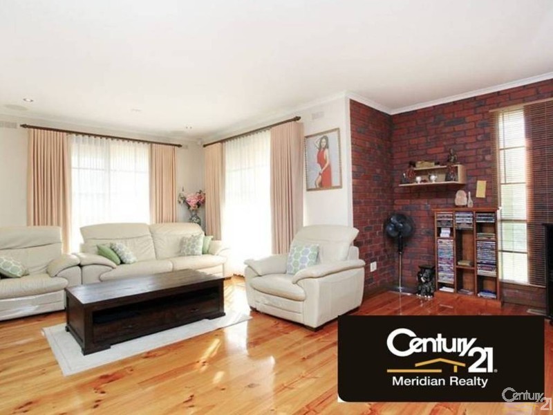 43 The Grange, Hampton Park VIC 3976