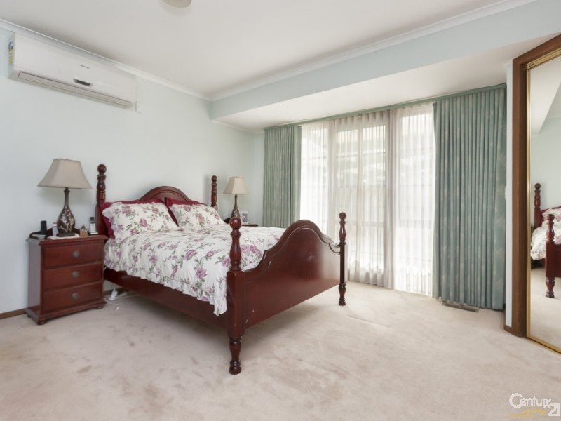 43 The Grange, Hampton Park VIC 3976