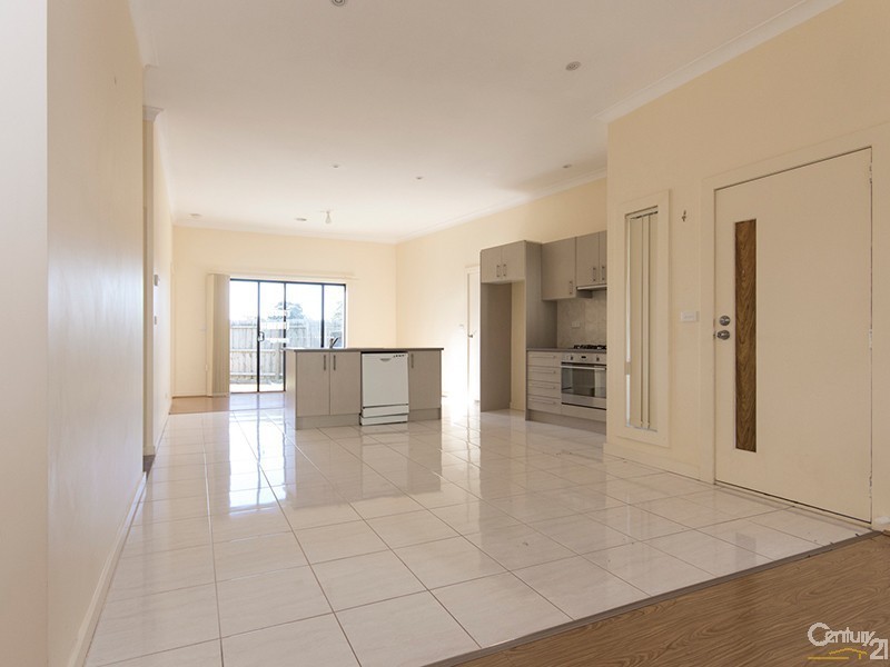 3/39-41 Coral Drive, Hampton Park VIC 3976