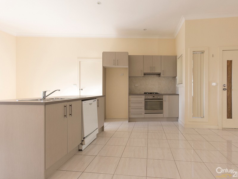 3/39-41 Coral Drive, Hampton Park VIC 3976