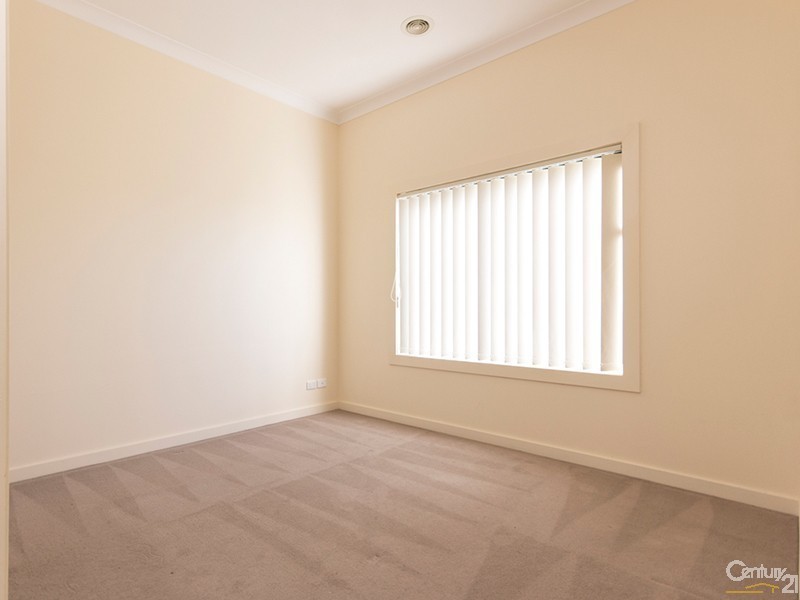 3/39-41 Coral Drive, Hampton Park VIC 3976