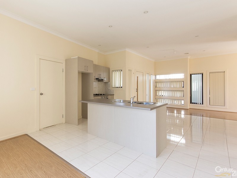 3/39-41 Coral Drive, Hampton Park VIC 3976