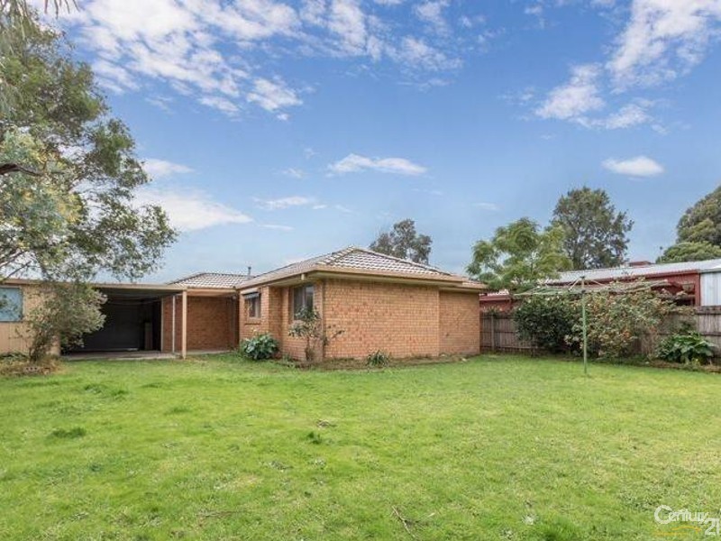 10 Mirranda Gardens, Hampton Park VIC 3976