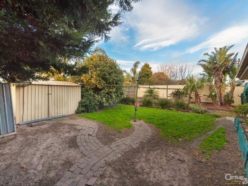 78 Lesley Drive, Hampton Park VIC 3976