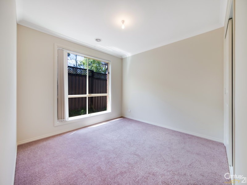 21 Botham Crescent, Pakenham VIC 3810