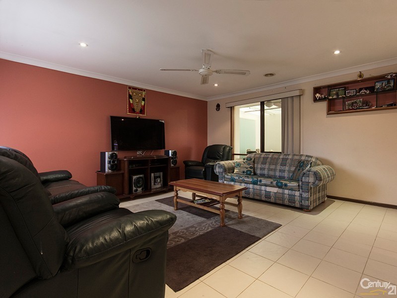 57 Meredith Cres, Hampton Park VIC 3976